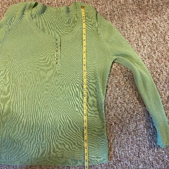 Long Sleeve Green Ribbed Top 2X - Picture 5 of 5